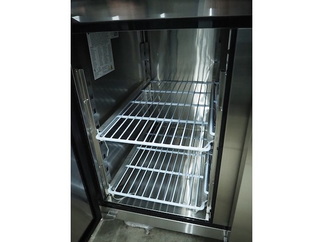 Metro - afbeelding 4 van  8