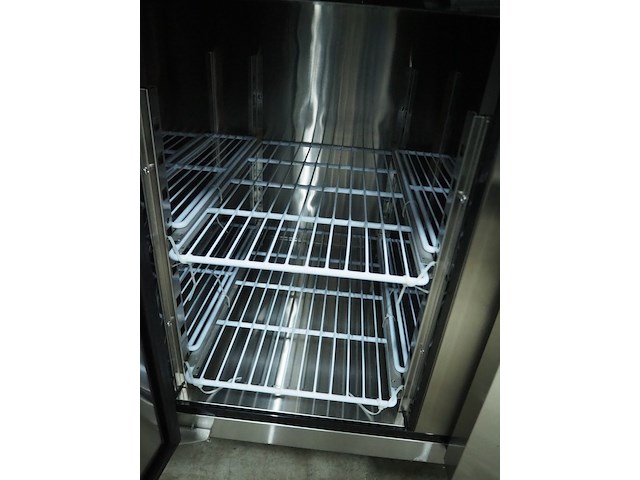 Metro - afbeelding 5 van  8