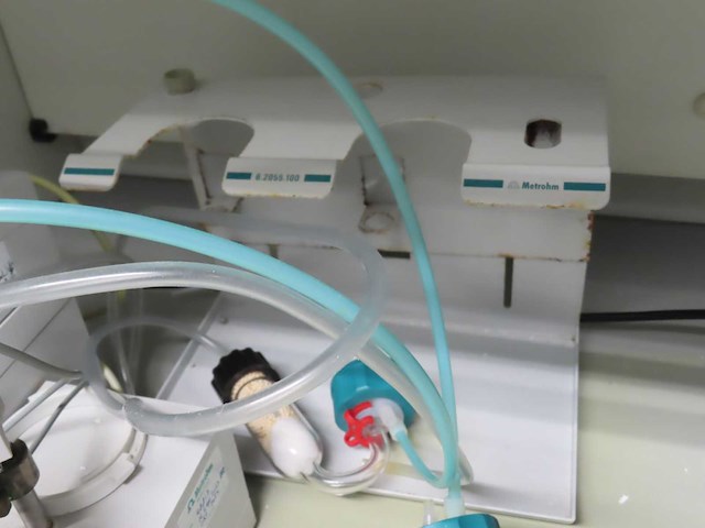 Metrohm - 870 kf titrino plus - titrator - afbeelding 14 van  14