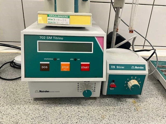 Metrohm 702 sm titrino potentiometrische titrator - afbeelding 4 van  5