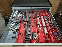 Metrologie-armatuur set inclusief kasten met onderdelen en gereedschap - afbeelding 84 van  109