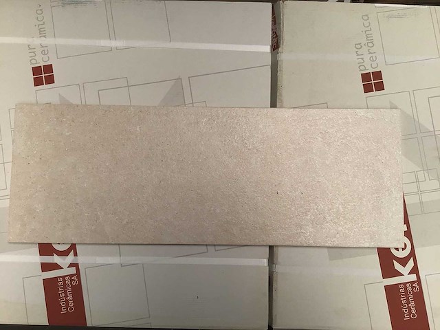 Metropol trivor almond mat wandtegel 25x70 cm 8,61 m² - afbeelding 2 van  6