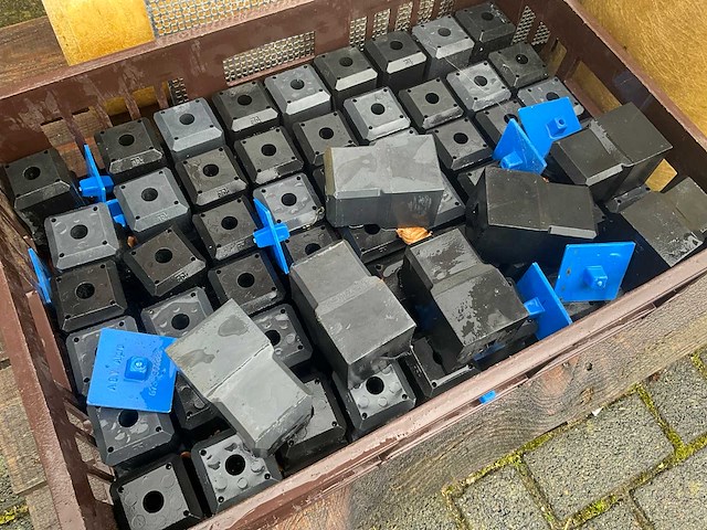 Metselprofiel - voet- en kopklos - kunststof - diverse bouwmaterialen (61x) - afbeelding 5 van  5