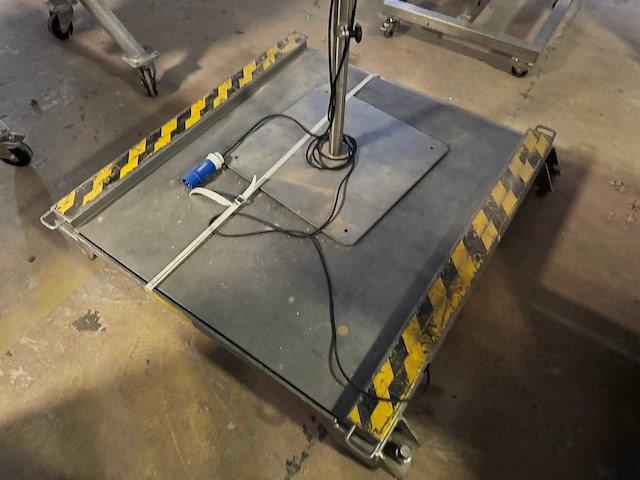 Mettler - toledo id7 10-300kg - mobile floor scale - afbeelding 1 van  3