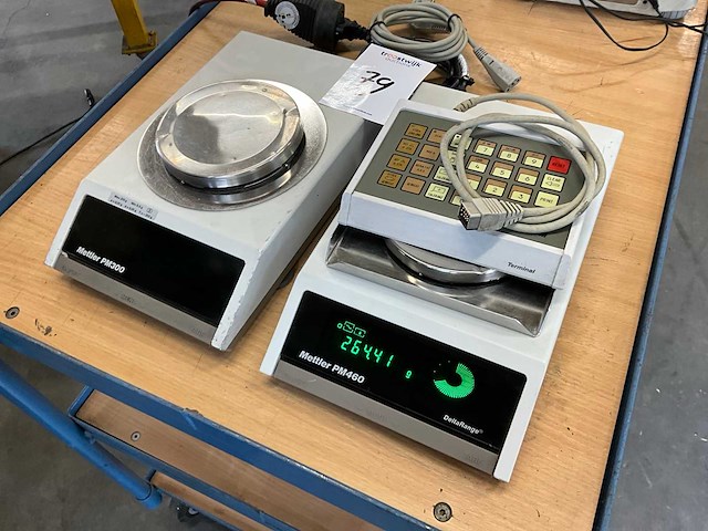 Mettler pm300 en pm46 precisieweegschaal (2x) - afbeelding 3 van  5