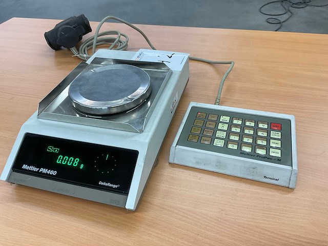 Mettler pm460 precisieweegschaal - afbeelding 1 van  3