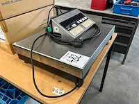 Mettler toledo id1 multirange vloerweegschaal - afbeelding 3 van  6
