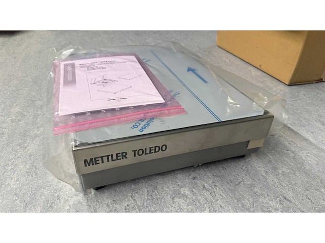 Mettler toledo pbk989apw-b120 hoge precisieweegschaal - ongebruikt - afbeelding 2 van  5