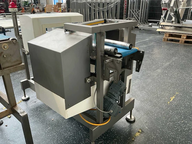 Mettler toledo safeline metal-check metaaldetector - afbeelding 12 van  16