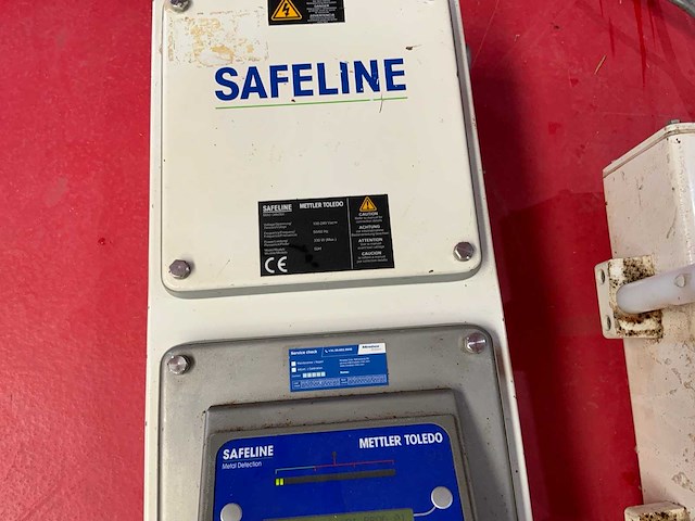 Mettler toledo safeline trechter metaaldetector opstelling - afbeelding 3 van  9