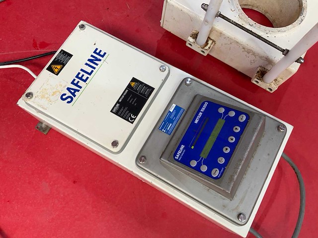 Mettler toledo safeline trechter metaaldetector opstelling - afbeelding 6 van  9