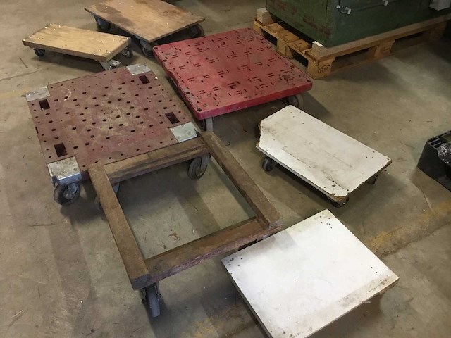 Meubel hondje overige intern transport (7x) - afbeelding 5 van  5