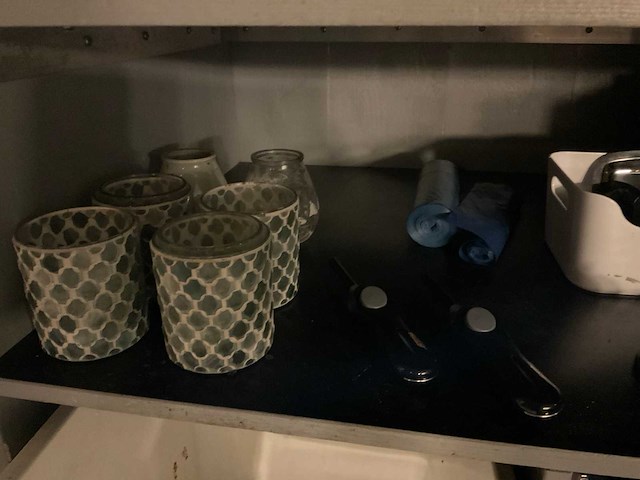 Meubel met kaarthouders en kaarsjes - afbeelding 11 van  14