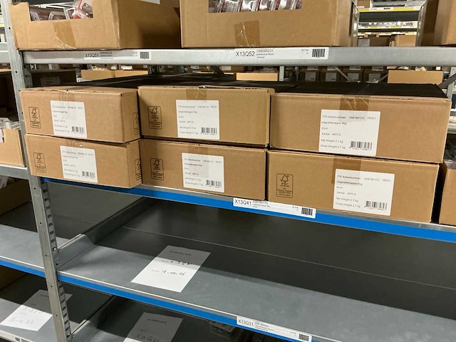 Meubelbeslag / bevestigingsmaterialen - afbeelding 18 van  32