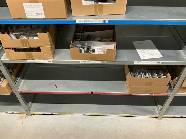 Meubelbeslag / bevestigingsmaterialen - afbeelding 21 van  32