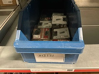 Meubelbeslag / bevestigingsmaterialen - afbeelding 32 van  32