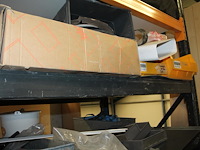 Meubelmontagematerialen waaronder scharnieren, ladegeleiders, val/klapscharnieren, plankendragers, wieltjes... - afbeelding 5 van  16