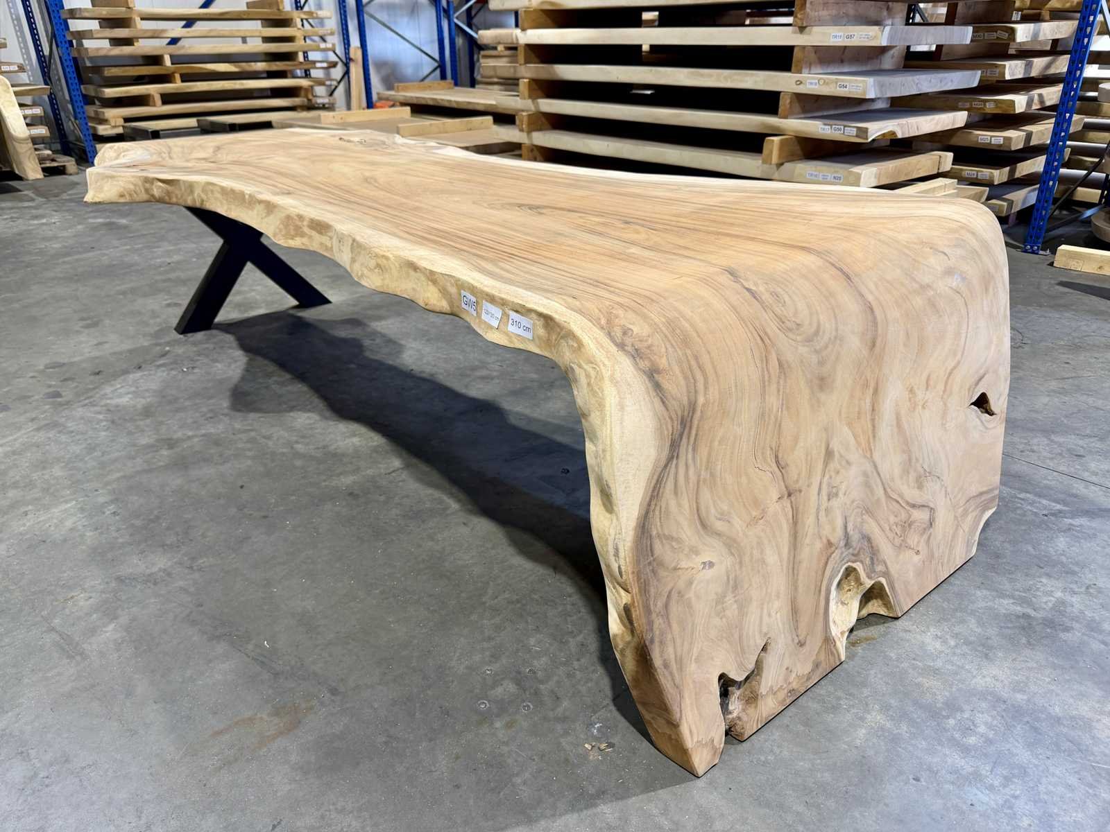 Meubels, tafels en woonaccessoires