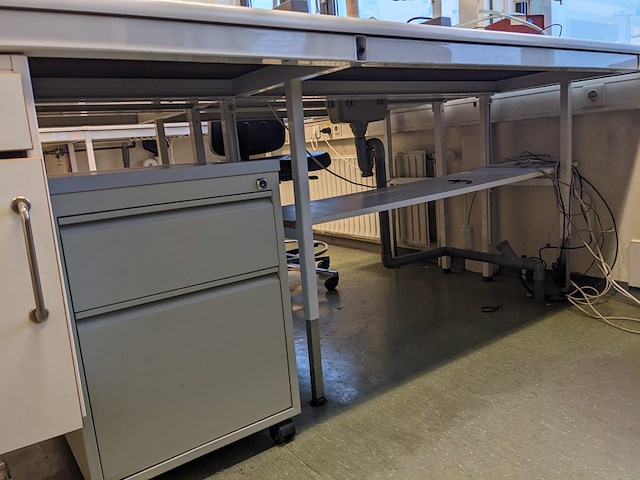 Meubilair laboratorium - afbeelding 5 van  8