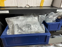 Mewaf jaloeziedeurkast met festo luchtleiding, ventielen en verlopen - afbeelding 7 van  55