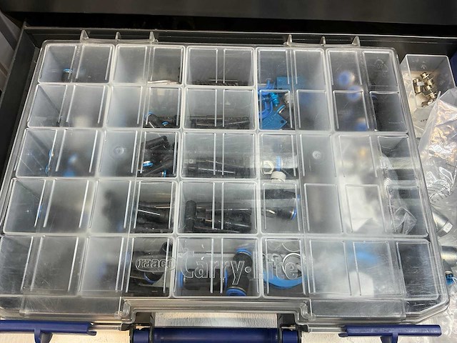 Mewaf jaloeziedeurkast met festo luchtleiding, ventielen en verlopen - afbeelding 28 van  55