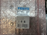 Mewaf jaloeziedeurkast met festo luchtleiding, ventielen en verlopen - afbeelding 49 van  55