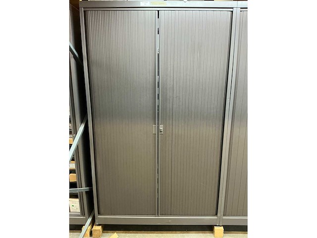 Mewaf jaloeziedeurkast met festo luchtleiding, ventielen en verlopen - afbeelding 50 van  55