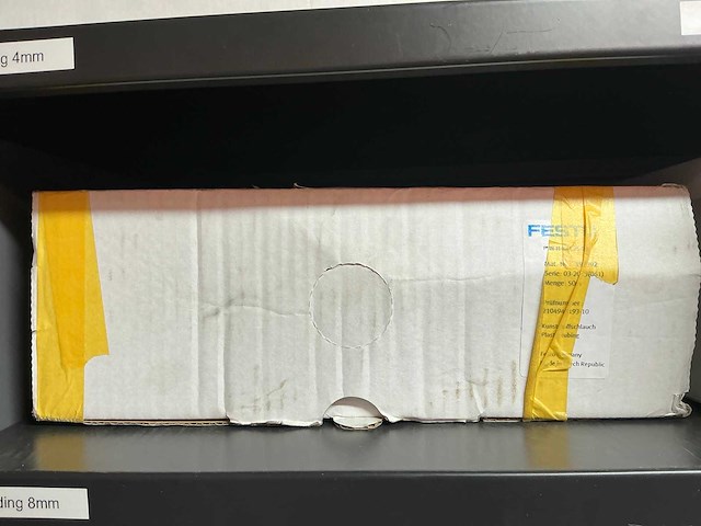 Mewaf jaloeziedeurkast met festo luchtleiding, ventielen en verlopen - afbeelding 55 van  55