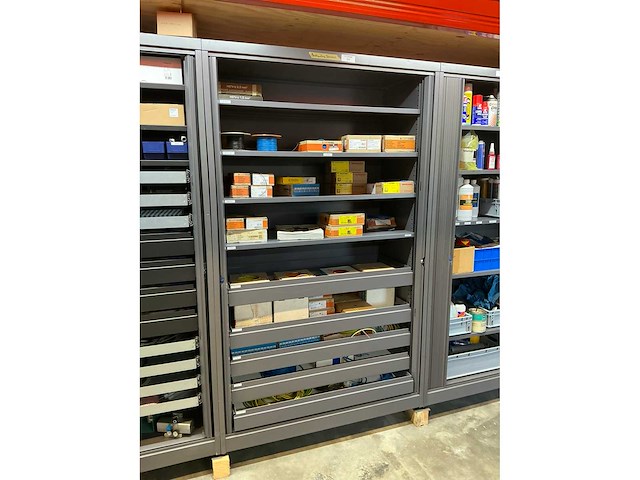 Mewaf jaloeziedeurkast met kabel - afbeelding 12 van  19