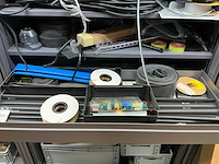 Mewaf jaloeziedeurkast met kastrubbers en krimpslang - afbeelding 2 van  19