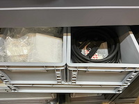 Mewaf jaloeziedeurkast met kastrubbers en krimpslang - afbeelding 4 van  19