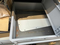 Mewaf jaloeziedeurkast met kastrubbers en krimpslang - afbeelding 5 van  19