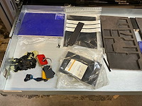 Mewaf jaloeziedeurkast met mechanische onderdelen - afbeelding 25 van  43