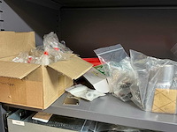 Mewaf jaloeziedeurkast met mechanische onderdelen - afbeelding 23 van  43