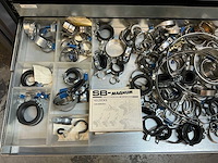 Mewaf jaloeziedeurkast met mechanische onderdelen - afbeelding 36 van  43