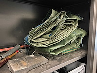 Mewaf jaloeziedeurkast met spanbanden en hoekbeschermers - afbeelding 5 van  11