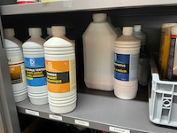 Mewaf jaloeziedeurkast met vetten, olie en remmenreiniger - afbeelding 3 van  18