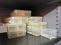 Mewaf jaloeziedeurkast met wago klemmen, wartels en connectoren - afbeelding 23 van  43