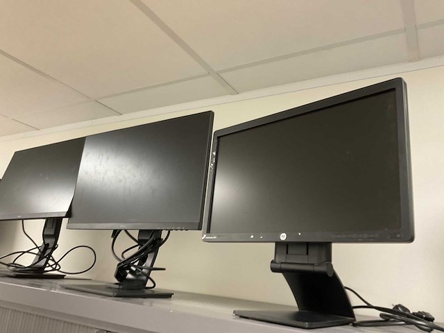 Mewaf jalousiedeurkast (3x) - afbeelding 10 van  10