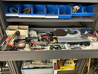 Mewaf werkplaatskast met inhoud - afbeelding 3 van  22