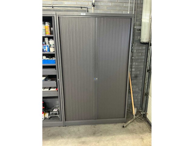 Mewaf werkplaatskast met inhoud - afbeelding 15 van  22