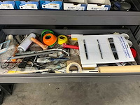 Mewaf werkplaatskast met inhoud - afbeelding 9 van  10