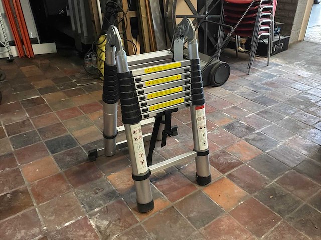 Mexxo telescopische vouwladder - afbeelding 1 van  7