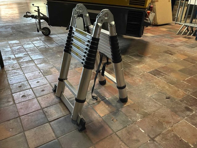 Mexxo telescopische vouwladder - afbeelding 4 van  7