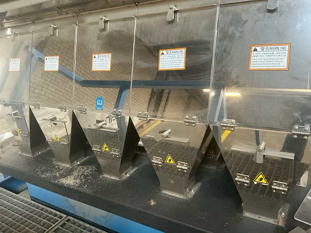 Meyer cf5 osx-300e optische kunststof color sorter, 4–8 t/uur, incl. frame en trap - afbeelding 30 van  39