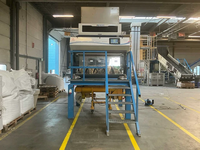 Meyer cf5 osx-300e optische kunststof color sorter, 4–8 t/uur, incl. frame en trap - afbeelding 10 van  39