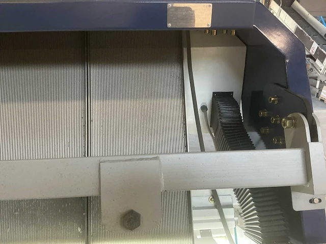 Meyer cf5 osx-300e optische kunststof color sorter, 4–8 t/uur, incl. frame en trap - afbeelding 28 van  39