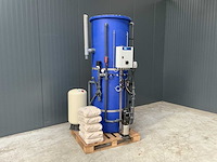 Mezutec water ontijzeringsinstallatie - afbeelding 1 van  5