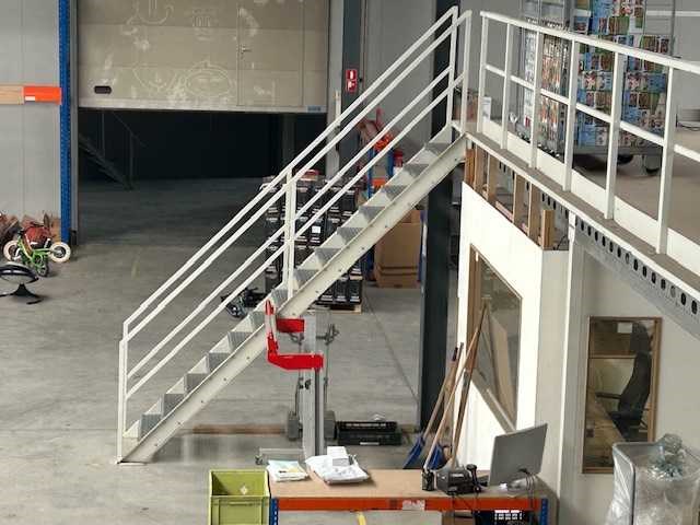 Mezzanineverdiepingen, circa 1200 m² - afbeelding 5 van  7