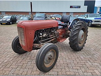 Mf - 35 - oldtimer tractor - afbeelding 2 van  6